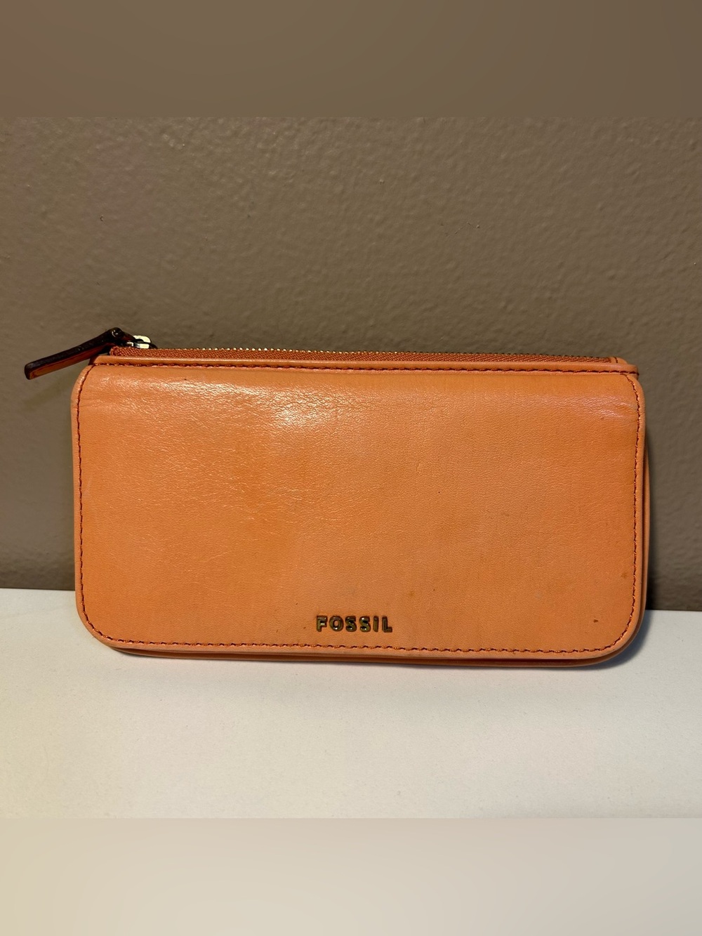 Fossil Peach Orange Leather Wallet Snap Closure Bifold